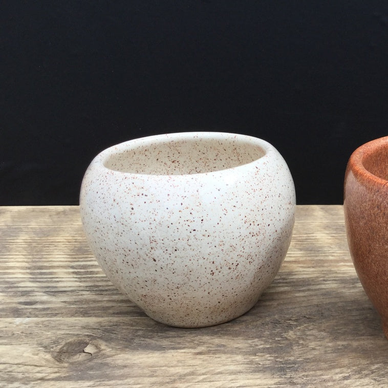 BOTZ STONEWARE|9886 SPECKLE CREAM