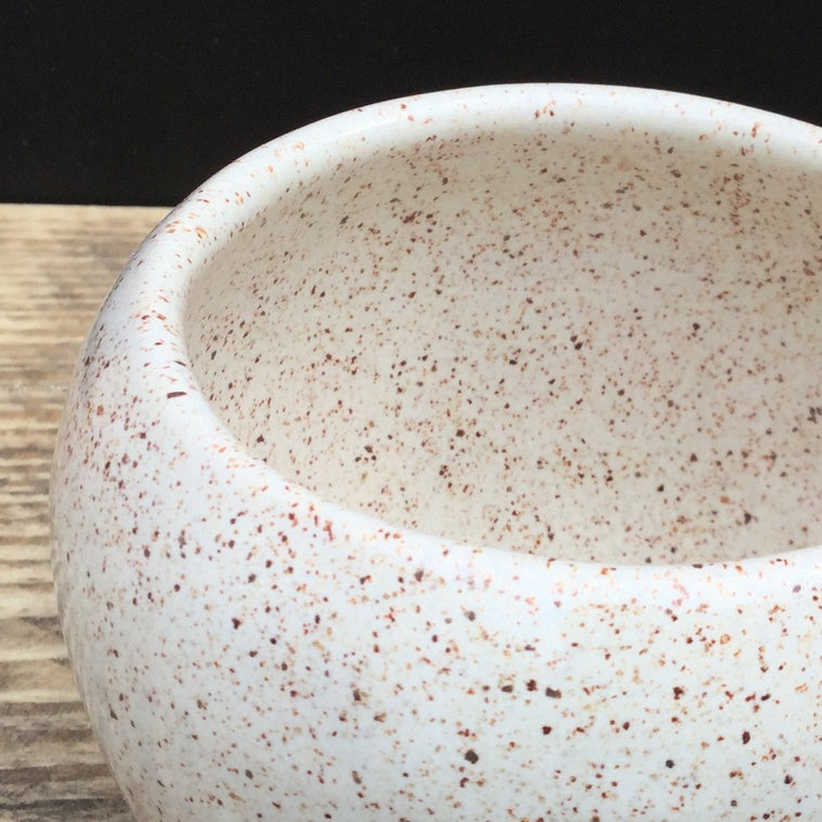 BOTZ STONEWARE|9886 SPECKLE CREAM